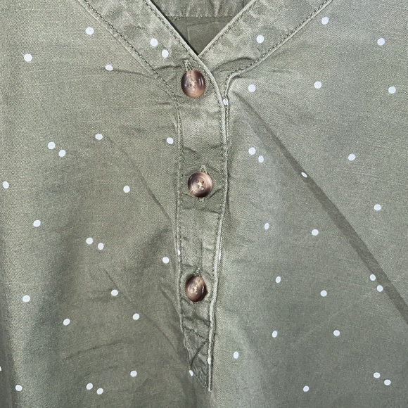 L.L. Bean long sleeve Tencel Lyocell v-neck top - Picture 2 of 6